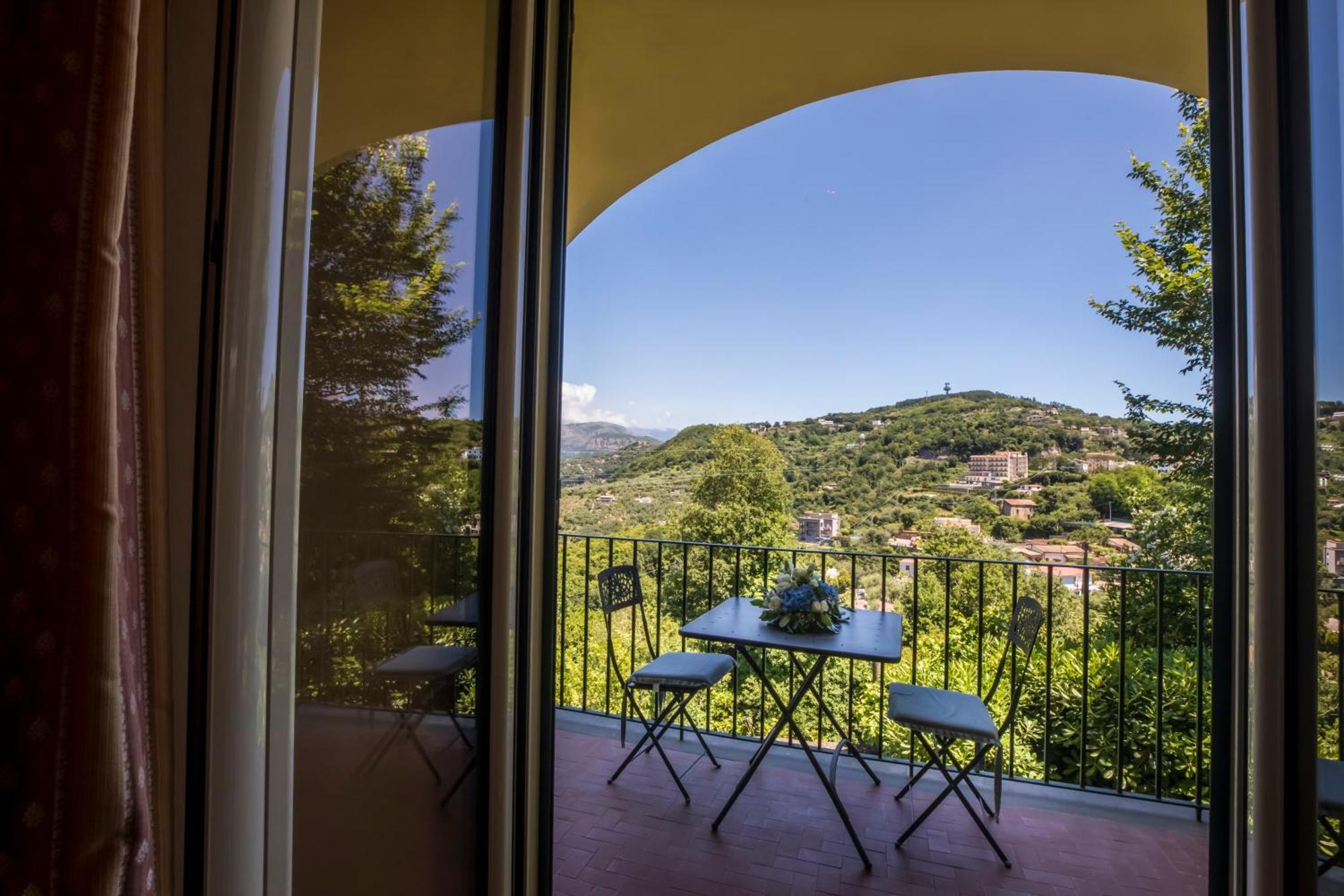 Villa Romita SantʼAgata sui Due Golfi Exterior foto